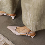 Serelle | Tacones de Cuero con Correa en el Talón
