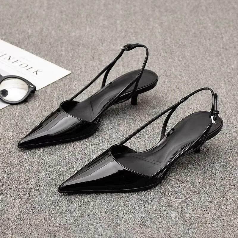 Madison | Tacones Bajos de Dama con Correa