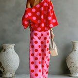 Conjunto de Top Rosa Retro con Lunares y Pantalones de Pierna Ancha